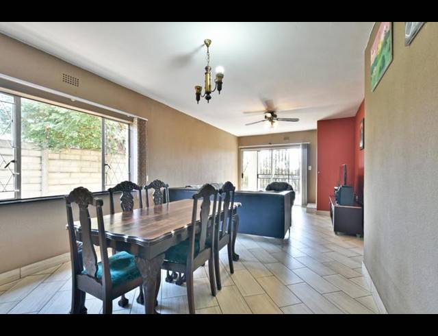 5 BEDROOM HOUSE FOR SALE IN TULISA PARK